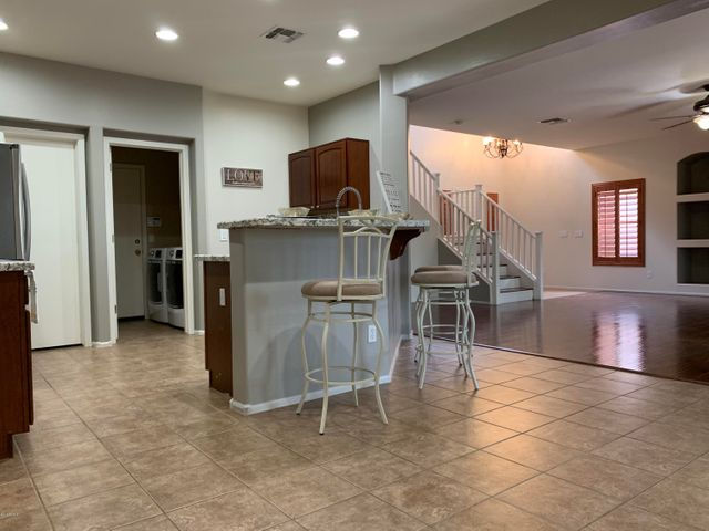 Kitchen 3.jpg