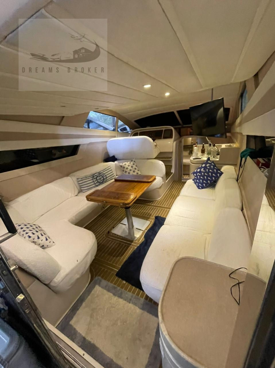 Miniatura: Intermarine 440 Full