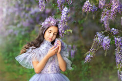 wisteria photo shoot mini session with flowers trees outdoors beautiful girl in lavander dress