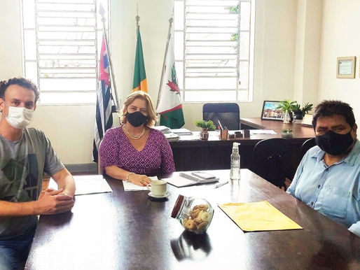 Engenheiro Civil apresenta novos passos para as obras de Conjunto Habitacional em Pinhal