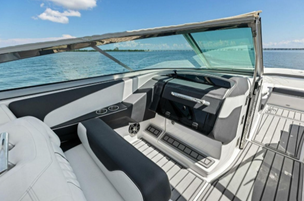 2022 Regal 33 OBX Head Entry Door