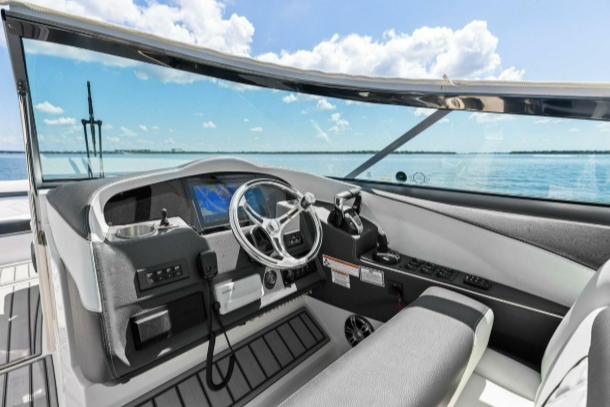 2022 Regal 33 OBX Helm For Sale