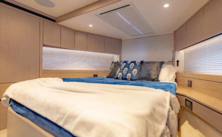 Thumbnail: Sunseeker Manhattan 55 Flybridge | Tampa Bay Sunseekers For Sale