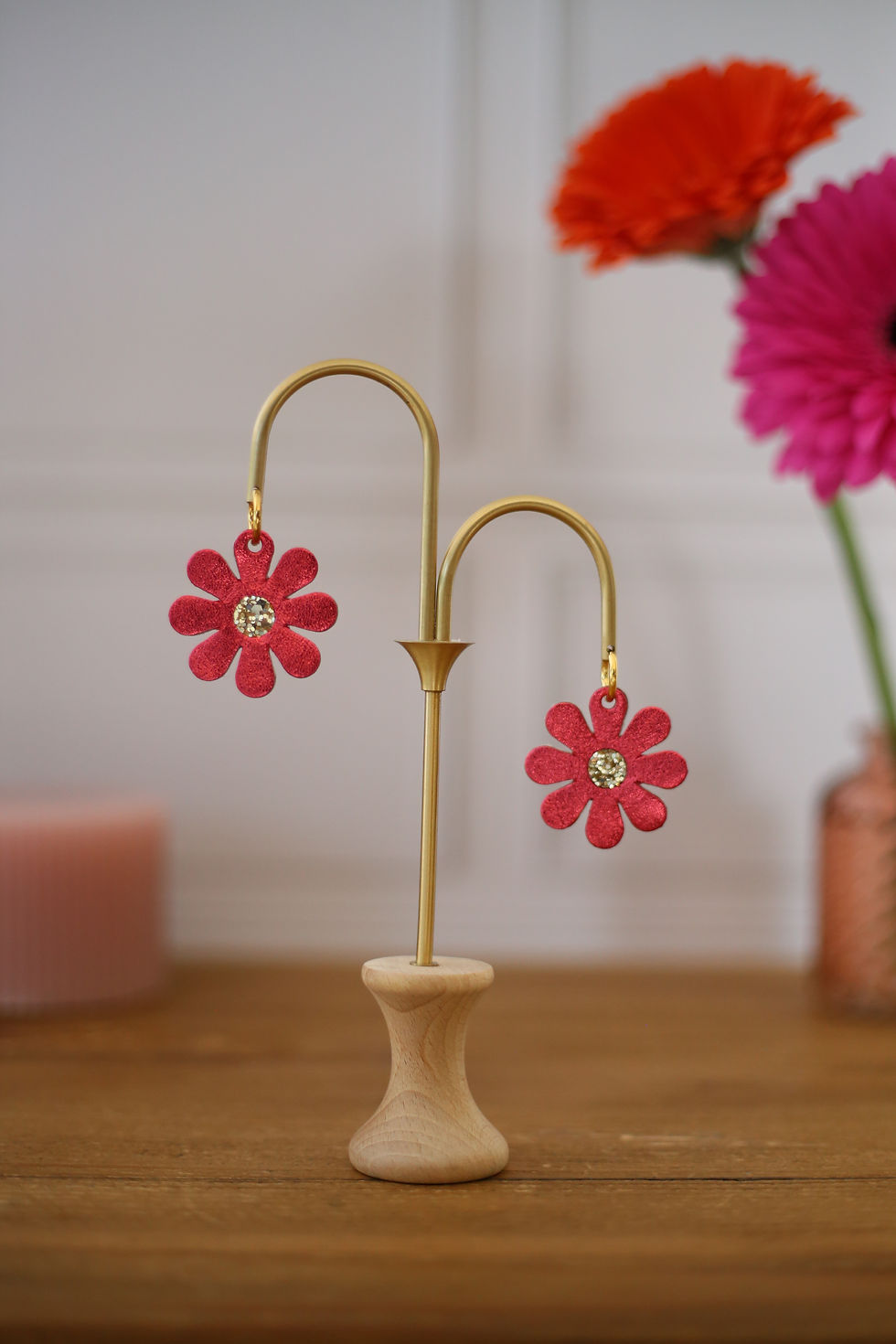Miniature : Boucles d'oreilles maxi fleurs Les charmeuses : cuir et acier inoxydable