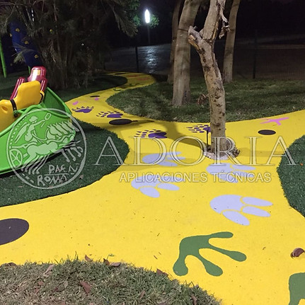 Piso de caucho reciclado amortiguante para parques infantiles en México, Monterrey, Guadalajara, Puebla, Mérida y todo México