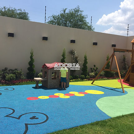 Piso de caucho reciclado amortiguante para parques infantiles en México, Monterrey, Guadalajara, Puebla San Luis Potosí y todo México