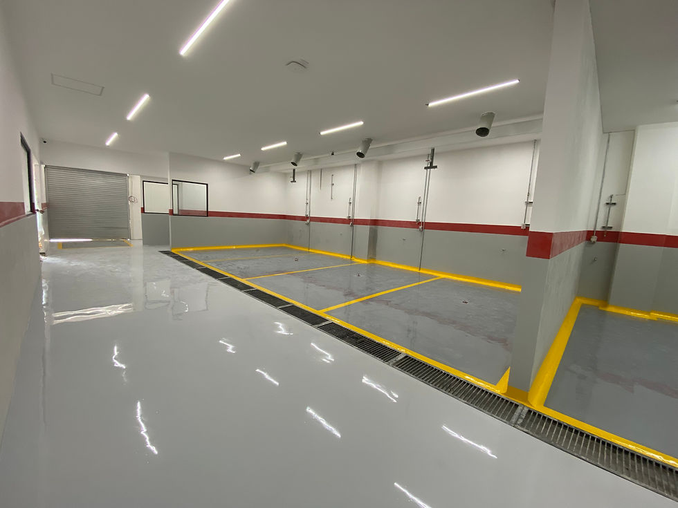 Autonivelante resina epoxi suelo pavimento industrial girona Adoria
