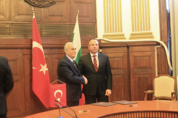Türkiye Gıda Tarım ve Hayvancılık Bakanı Fakıbaba, Bulgaristan'da