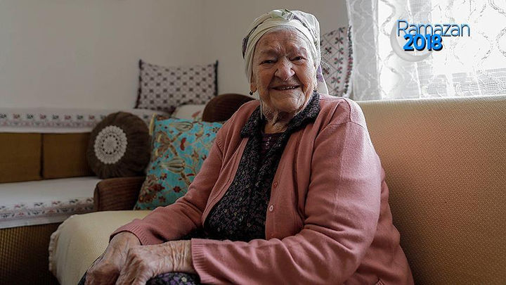Bosnalı Ajka nine eski ramazanları özlüyor