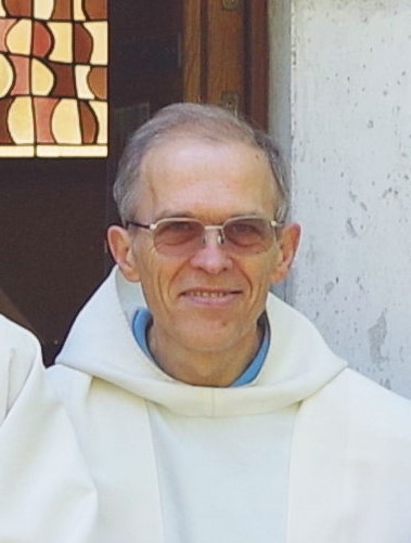 Photo du rédacteur: Père Yves Geneau