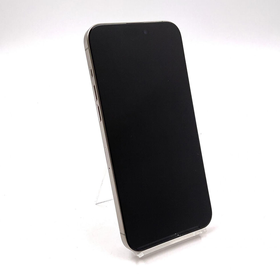サムネイル： iPhone 15 Pro　ナチュラルチタニウム