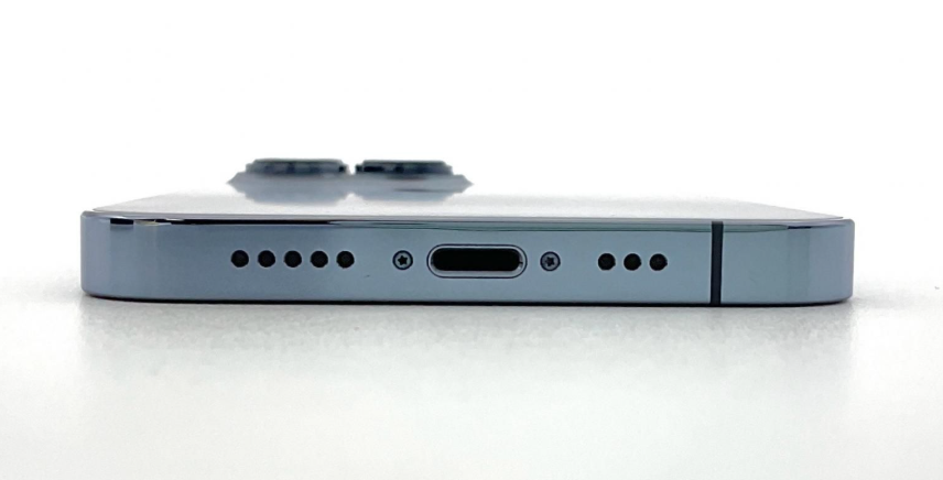 サムネイル： iPhone 13 Pro　ブルー
