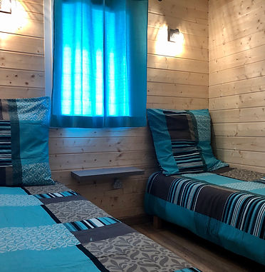 CHALET CHAMBRE JUMEAUX.jpg