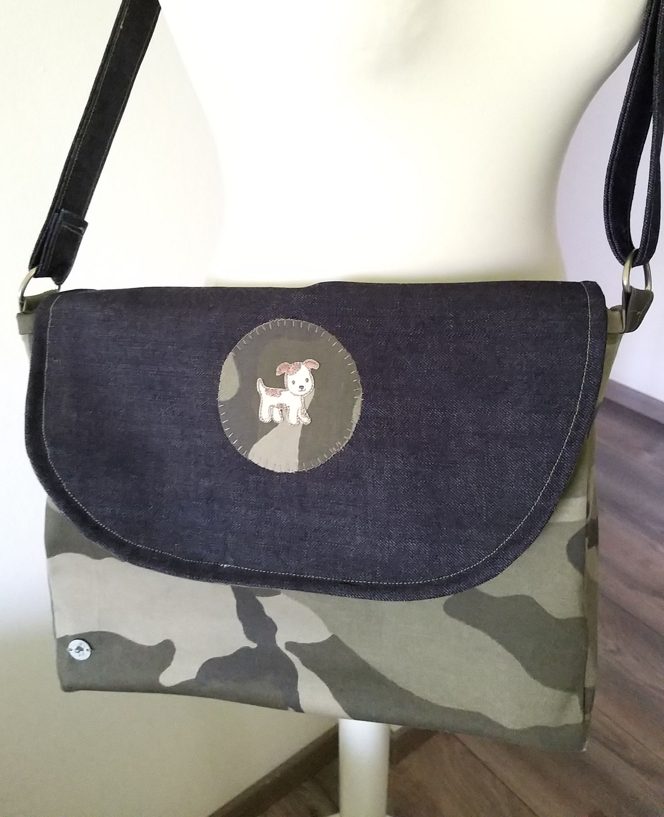 Porta necessaire per cagnolini