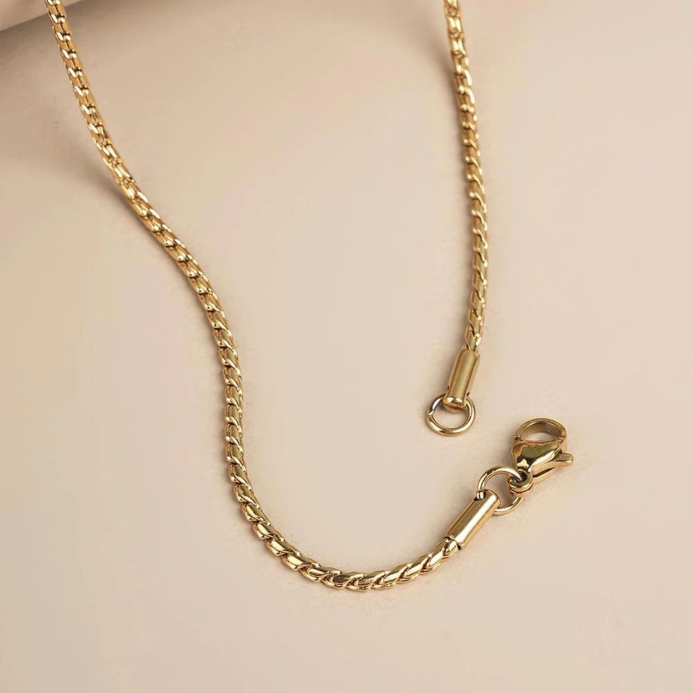 Thumbnail: Gold cable link chain