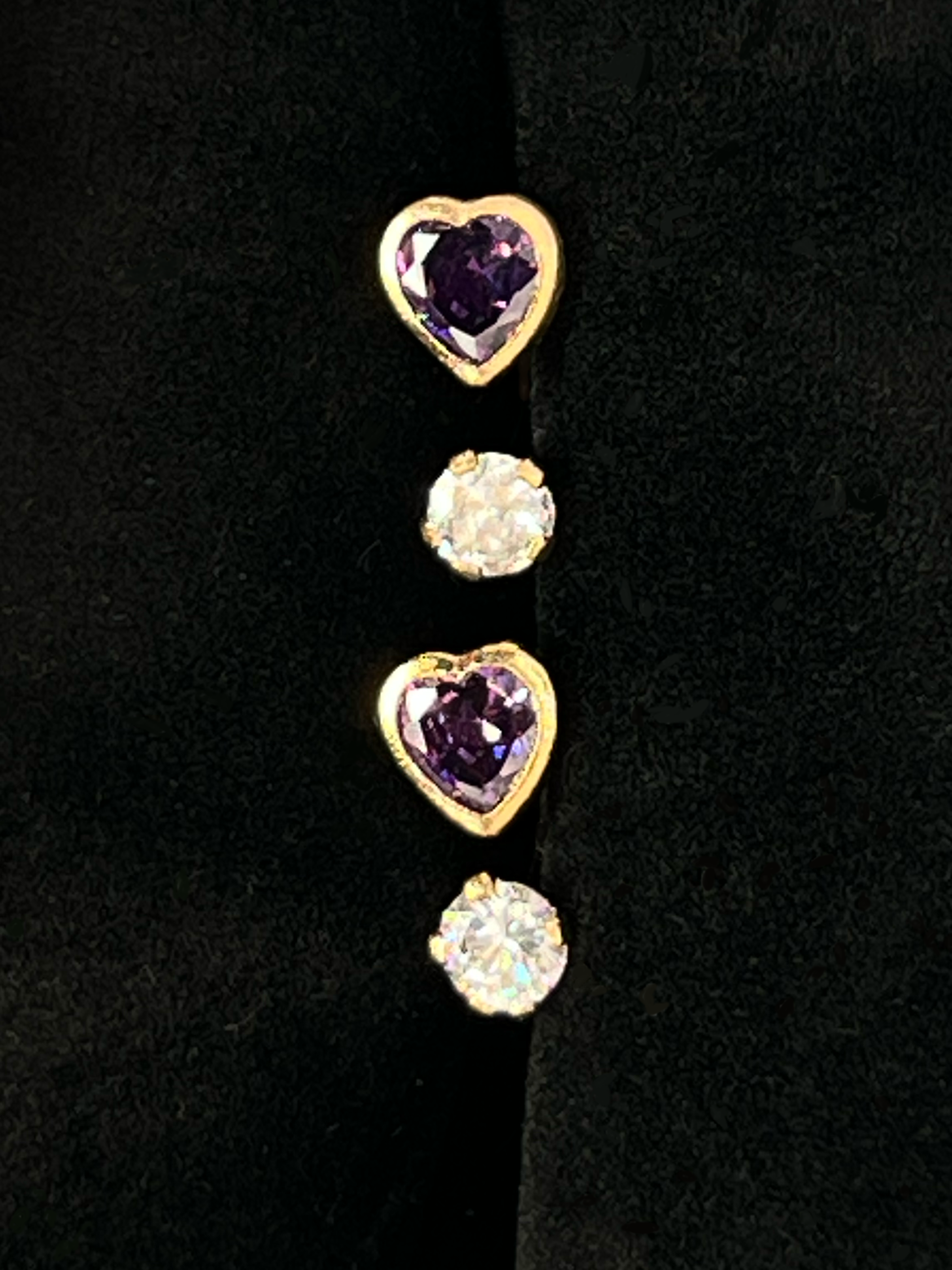 MOD 29-2 Aretes piedras Blanco y Morado