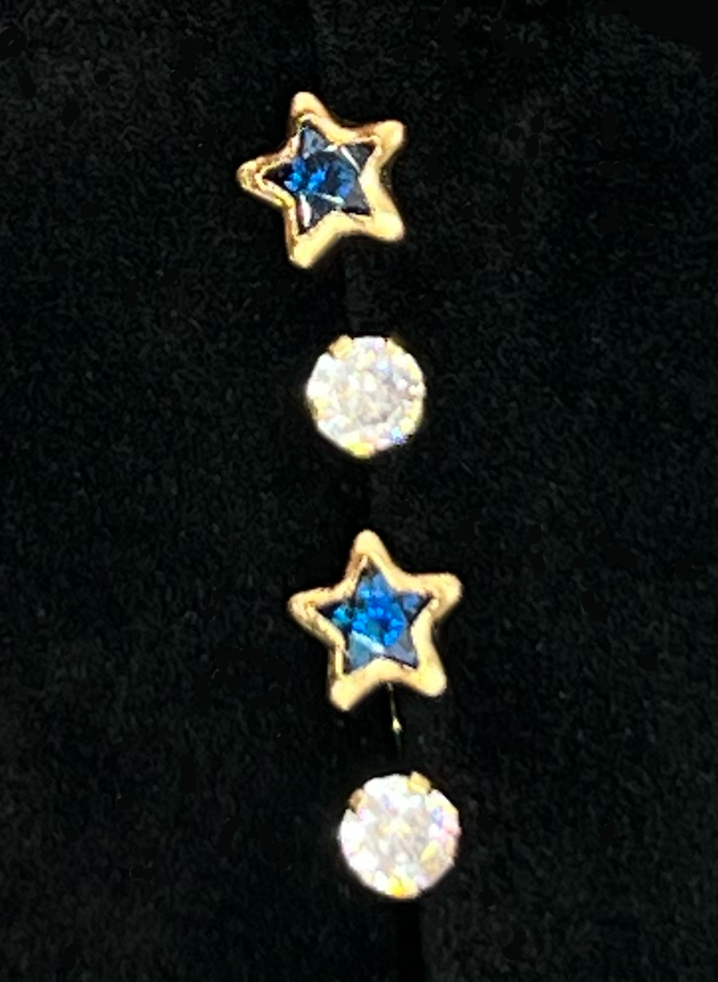 MOD 29-1 Aretes de estrellas Blanco y Azul
