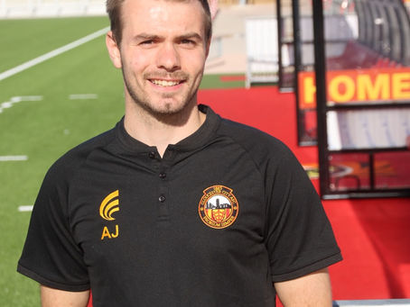 Mansell names backroom staff