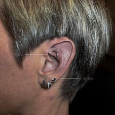 Piercing Eupen – professionelles Piercing bei Stichpunkt Eupen – Helix, Tragus, Septum, Bauchnabel