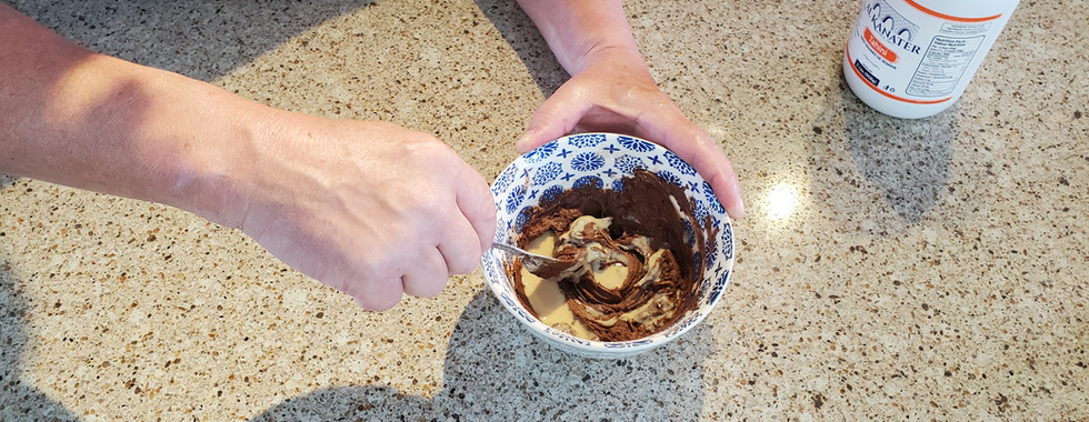 Mix the tahini/peanut butter into the icing.