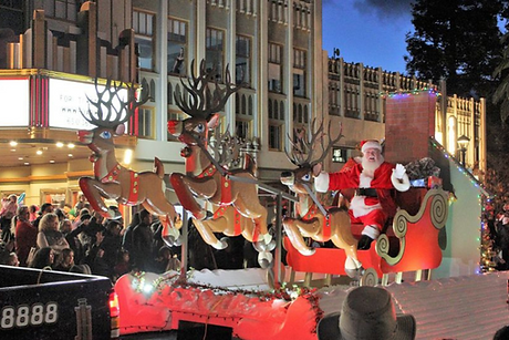 hometown holidays_Santa image.png