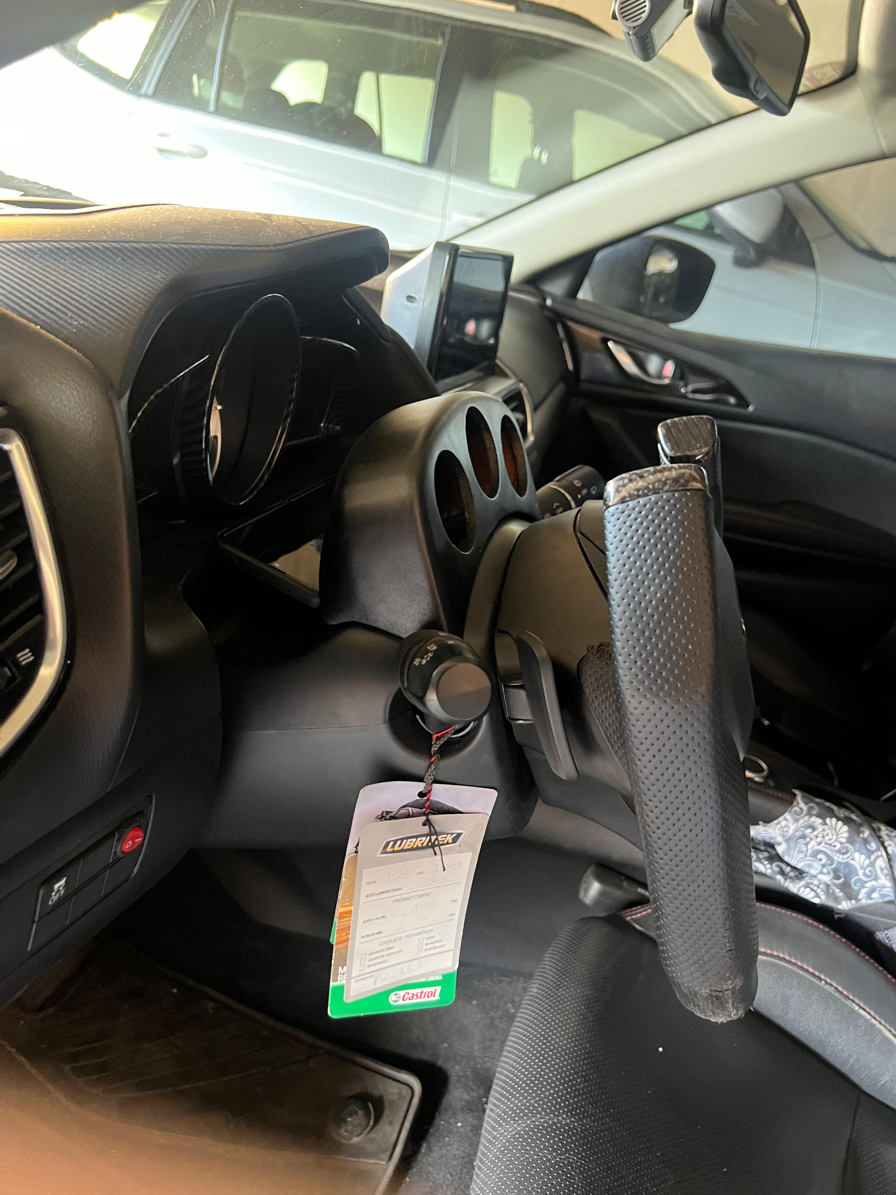 Bases para relojes Mazda 3 (14-18)