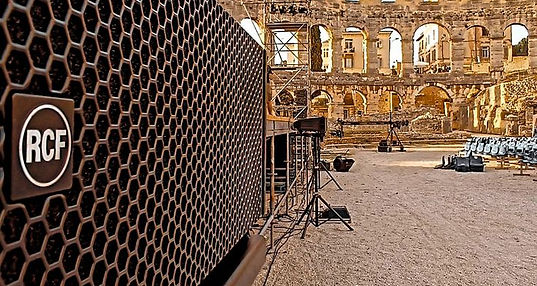 The RCF HDL 30-A Line Array, expertly deployed by LAV Projekt d_o.o., delivers unmatched a