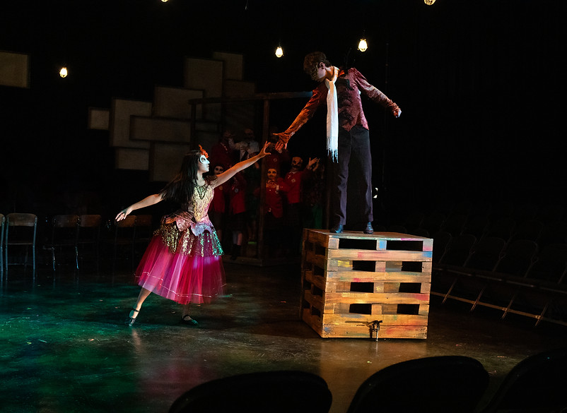 Dakota Fontes's Lighting Design for an acrobat story in Matilda the Musical
