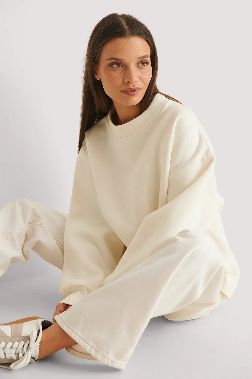 Oversized sweatshirt