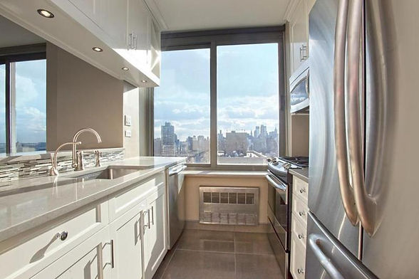 300east85_kitchen.jpeg