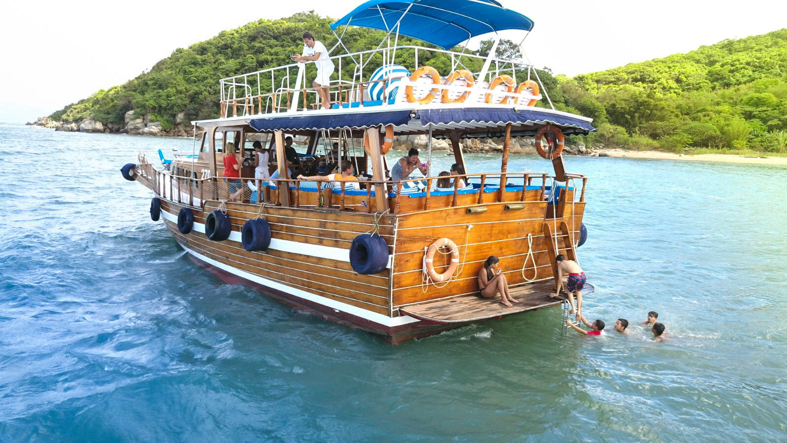 Orange Tree Cruises Junk Boat