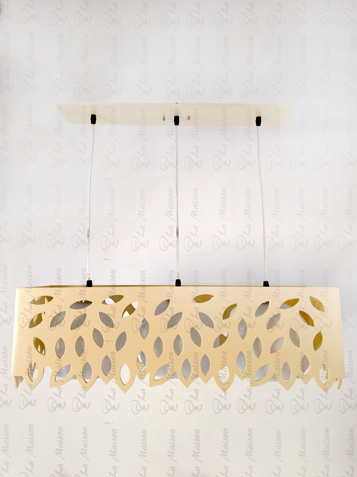 نجفة مستطيلة مودرن خشب 3 لمبة اوف وايت