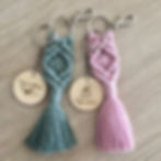 Porte-clés en macramé avec gravure sur bois pour Nounou et Maîtresse