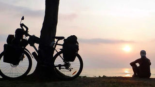 El fotógrafo español Joseba Etxebarria en ruta por México durante la vuelta al mundo en bicicleta