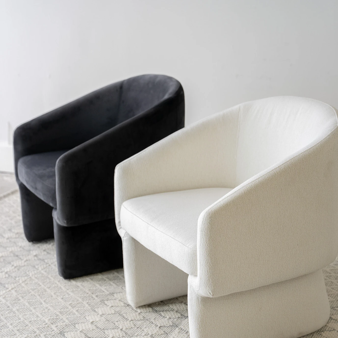 Susana Velvet Accent Chair Charcoal