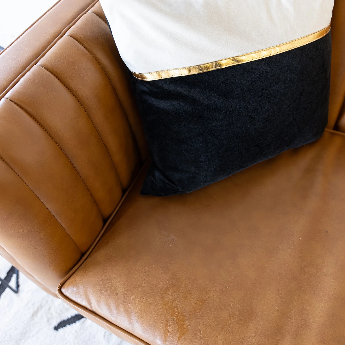 mid-century modern couch design