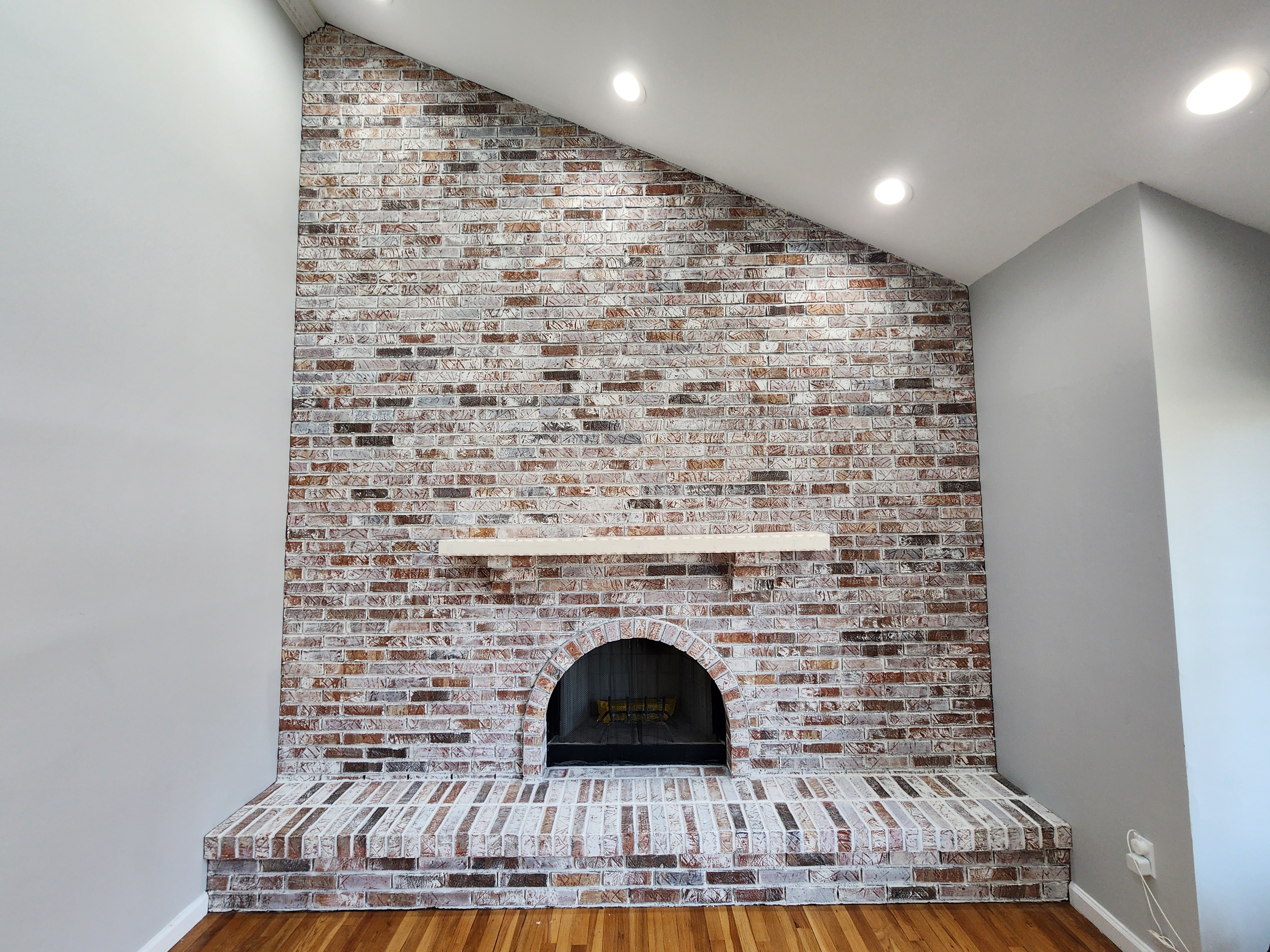 interior brick painting tuscany technique (2).jpg