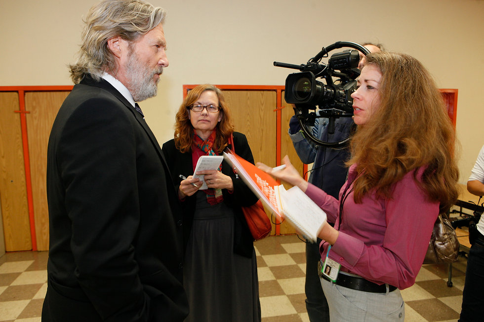 Christina Hoag interviews actor Jeff Bridges