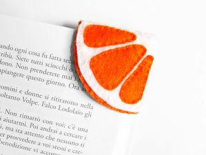 Designer Creates Tiny Bookmarks That Look Like Your Favorite Foods