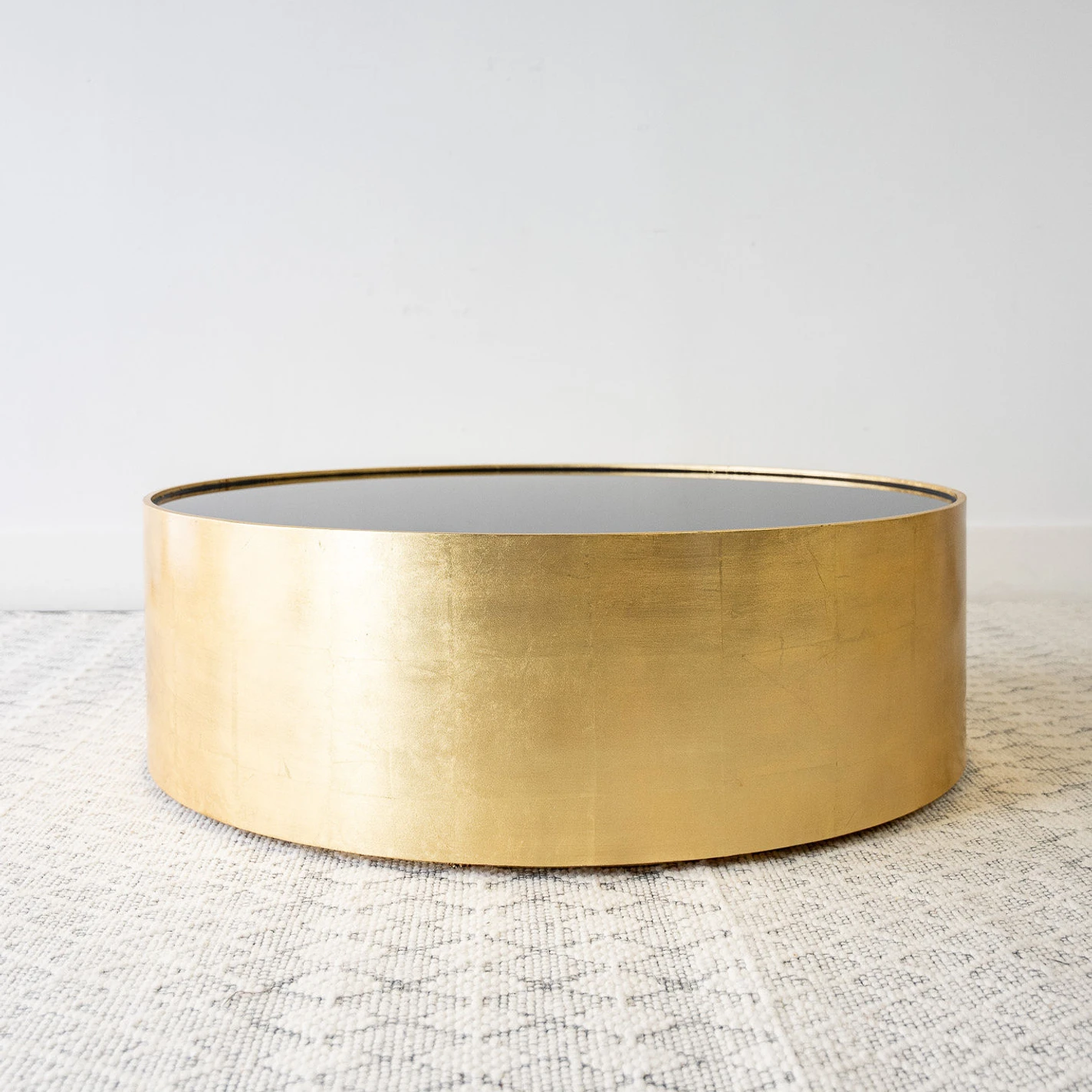 gold table centerpiece