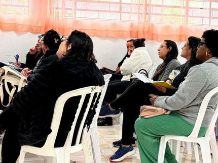 Curso de Cuidador de Idosos debate estratégias de comunicação no cuidado