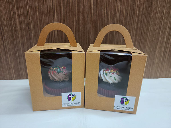 Thumbnail: Assorted Christmas Cupcakes (large)