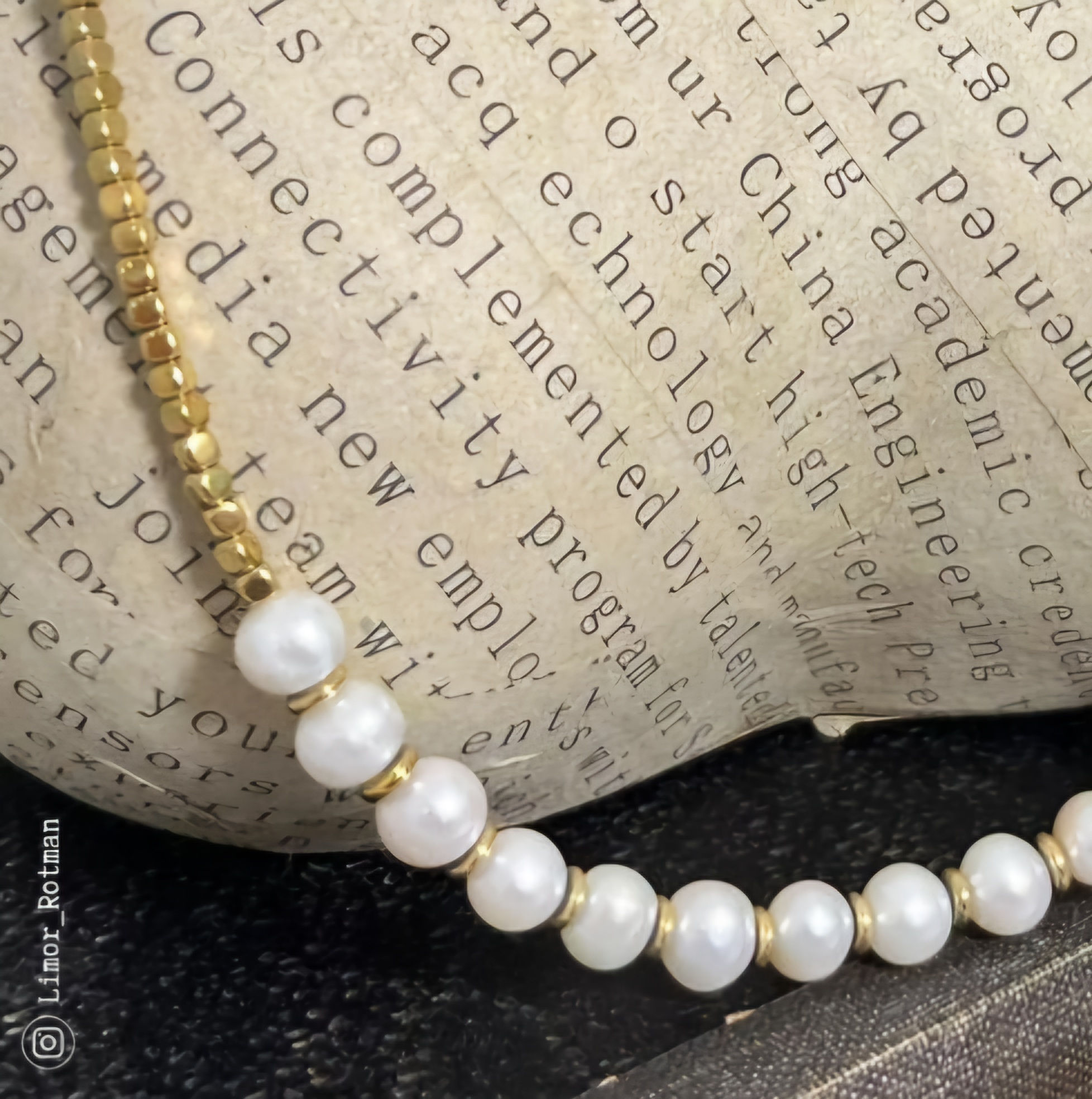 שרשרת "אלי" - פנינה והמטייט זהב 