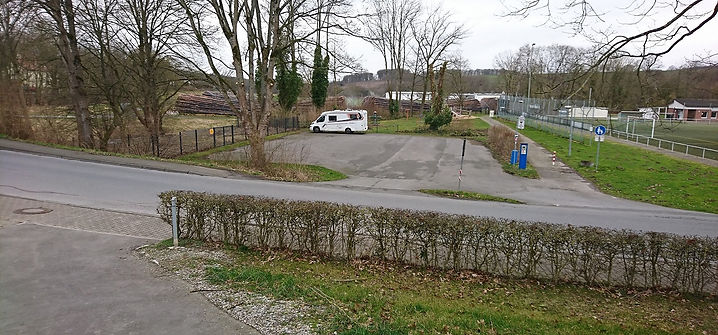 Parkplatz 2.JPG