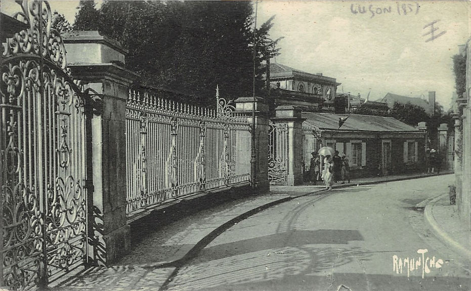 Jardin Dumaine 01 - Entrée (7-1).jpg