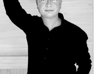 Ali Bakova Kimdir?
