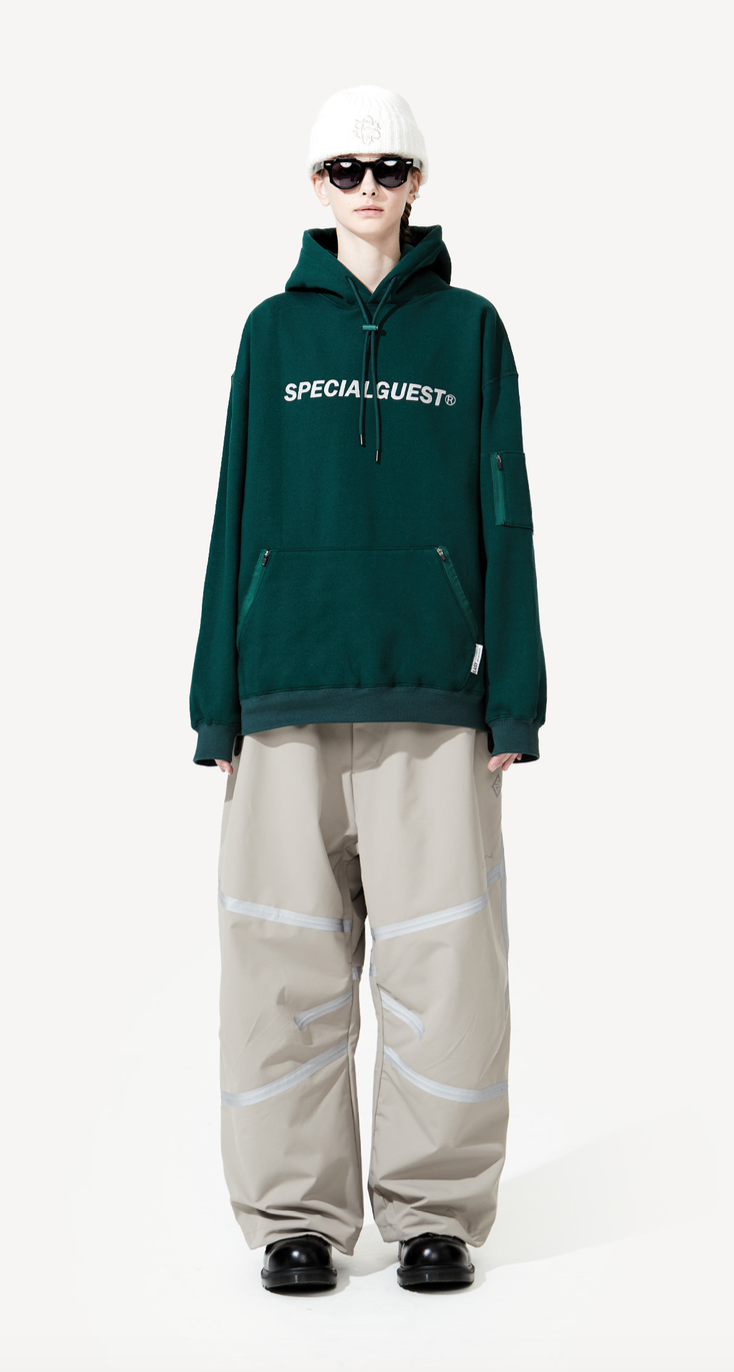 縮圖：2627 SPECIAL GUEST EASY Wide Crest Hoodie