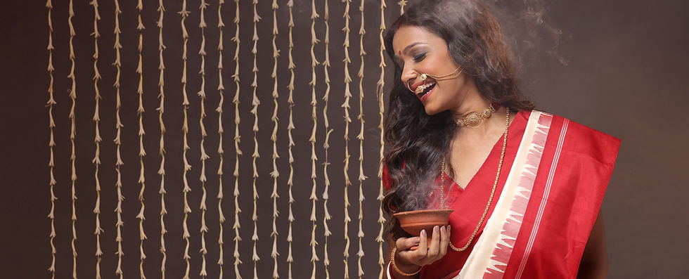 laal paar sada sari