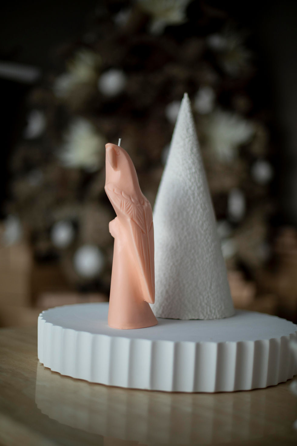 Thumbnail: Parrot Sculptural Candle