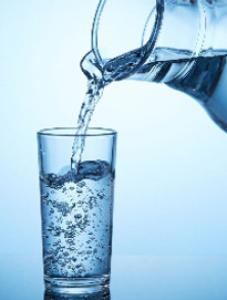 How To Stay Hydrated All Day — The Colle